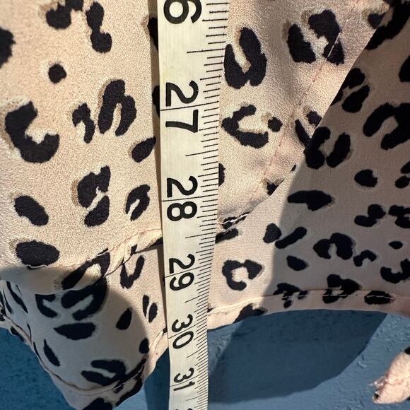 Adrenne Size Small Blush Animal Print Oversized Pretty Femme Work Business - Picture 4 of 6